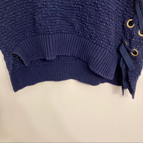 Navy blue sleeveless knitted top - Picture 4 of 5